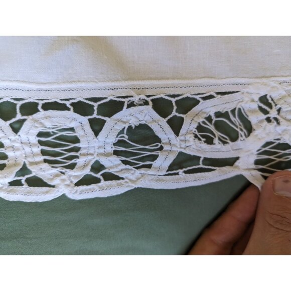 Vintage Battenberg table cloth 64x96" AS IS + napkins, Tape Lace Bridal - Picture 8 of 10
